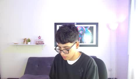 Snapshot of alexcum_18 chatting on 02-17-26, 01:07 alex online show from 02-17-26, 01:07