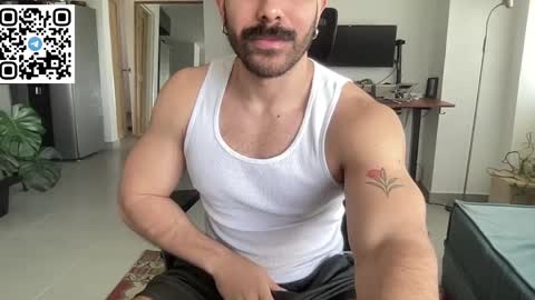Snapshot of alexdimartino chatting on 04-22-26, 03:24 Alex Dimartino online show from 04-22-26, 03:24
