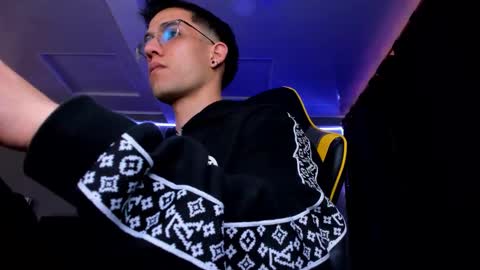 alexgiraldo__ online show from 09-11-25, 11:54