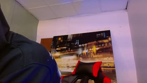 Snapshot of alexgiraldo__ chatting on 05-11-26, 12:55 alexgiraldo__ online show from 05-11-26, 12:55