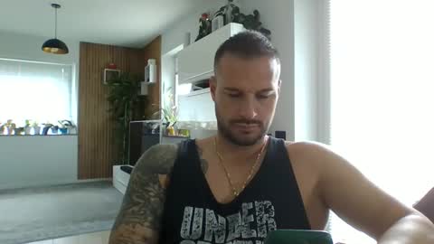 rey ale84 online show from 10-27-25, 12:42