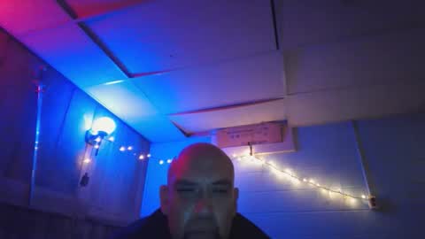 Rev2end online show from 11-04-25, 09:41