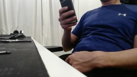 alexhunter4u online show from 01-05-26, 10:24