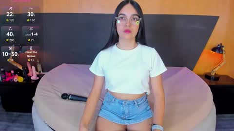 Alexia online show from 10-12-25, 02:54