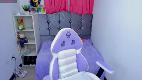 alexia_dussan online show from 12-03-24, 12:35