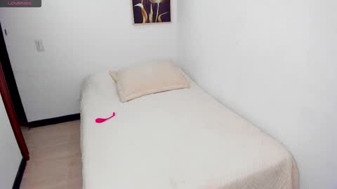 alexia_dussan online show from 10-02-25, 11:01