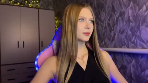 Snapshot of alexialunaris chatting on 07-03-26, 11:49 Alexia online show from 07-03-26, 11:49