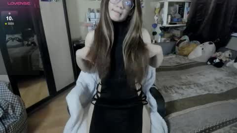 alexiamaiex online show from 10-04-25, 11:47