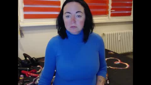 alexie33 online show from 10-20-25, 06:25