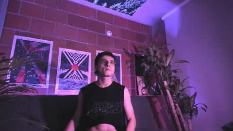 Snapshot of alexijacobs chatting on 10-08-25, 01:14 Alexi Jacobs online show from 10-08-25, 01:14