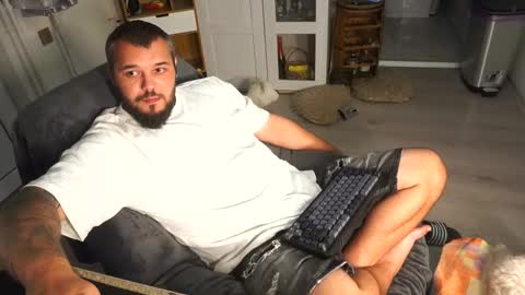 Alex online show from 09-10-25, 08:42