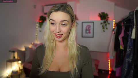 Alexis Texas online show from 12-03-24, 07:22