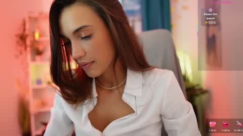 Snapshot of alexis_luv_ chatting on 11-02-25, 02:41 Alexis online show from 11-02-25, 02:41