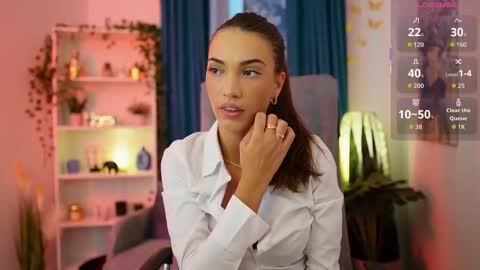 Snapshot of alexis_luv_ chatting on 11-12-25, 02:17 Alexis online show from 11-12-25, 02:17