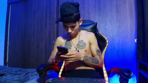 Snapshot of alexis_urbano chatting on 07-15-26, 09:53 AlexisModel independent online show from 07-15-26, 09:53