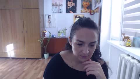 AlexisMillers online show from 11-14-25, 10:58