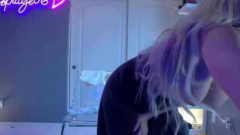 alexispaige06 online show from 04-05-26, 09:34