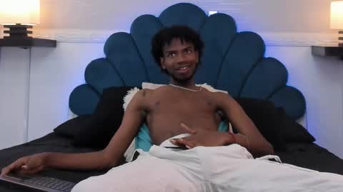 Alex Jaccob online show from 09-23-25, 01:14