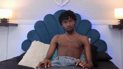 Alex Jaccob online show from 09-29-25, 01:38