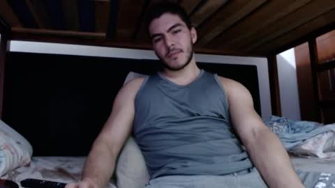 Snapshot of alexsb1998 chatting on 02-20-25, 06:06 alexsb1998 online show from 02-20-25, 06:06