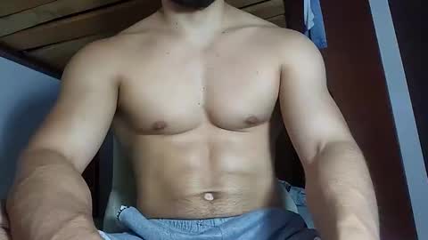 Snapshot of alexsb1998 chatting on 10-11-25, 09:02 alexsb1998 online show from 10-11-25, 09:02