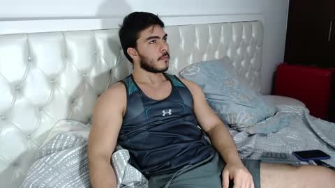 Snapshot of alexsb1998 chatting on 03-29-26, 01:27 alexsb1998 online show from 03-29-26, 01:27