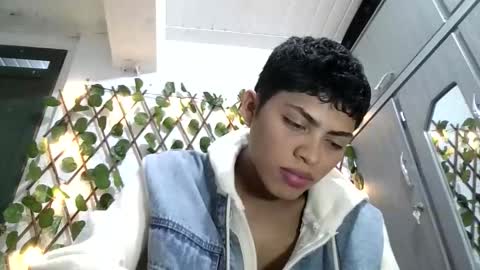 alexsexy1405 online show from 12-18-25, 11:00