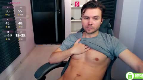 Snapshot of alexspilner chatting on 05-18-26, 03:07 Alex Spilner online show from 05-18-26, 03:07