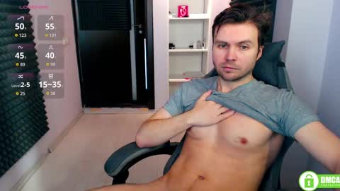 Snapshot of alexspilner chatting on 05-19-26, 12:22 Alex Spilner online show from 05-19-26, 12:22