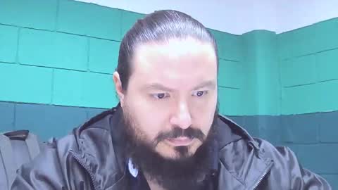 Snapshot of alextambet chatting on 03-10-25, 01:43 alextambet online show from 03-10-25, 01:43