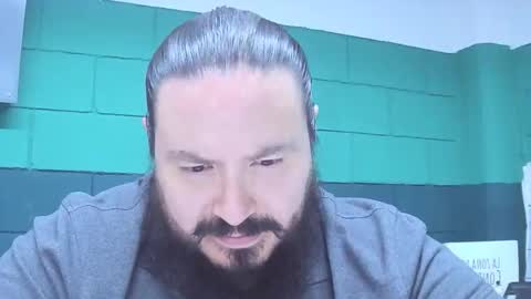 Snapshot of alextambet chatting on 01-06-26, 09:50 alextambet online show from 01-06-26, 09:50