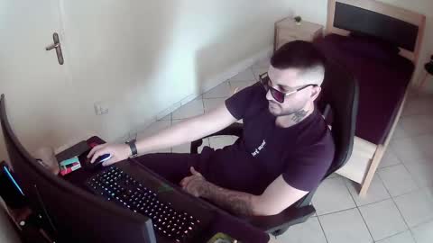 Snapshot of alexthepro00 chatting on 06-02-26, 12:07 alexthepro00 online show from 06-02-26, 12:07