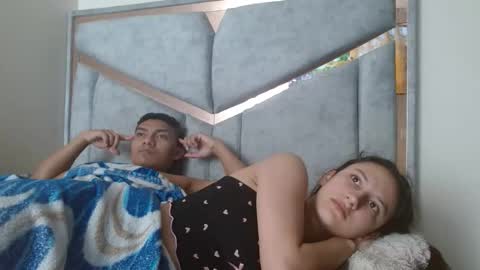 alex y luisa online show from 12-16-25, 02:33