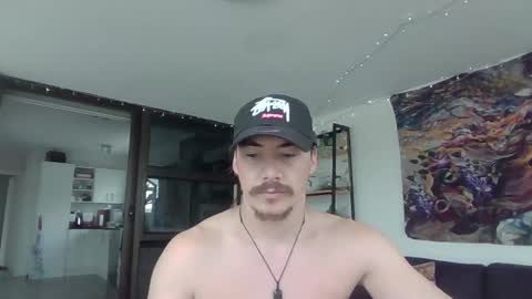 Snapshot of alexx1169 chatting on 01-01-25, 11:18 Alex online show from 01-01-25, 11:18