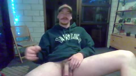 Snapshot of alexx1169 chatting on 02-17-25, 09:13 Alex online show from 02-17-25, 09:13