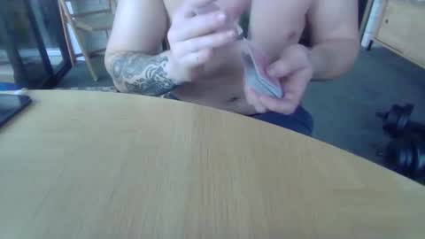 Snapshot of alexx1169 chatting on 02-18-25, 04:58 Alex online show from 02-18-25, 04:58