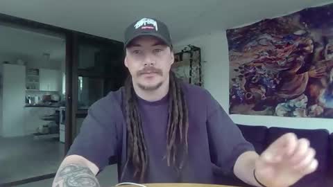 Snapshot of alexx1169 chatting on 10-27-25, 01:42 Alex online show from 10-27-25, 01:42