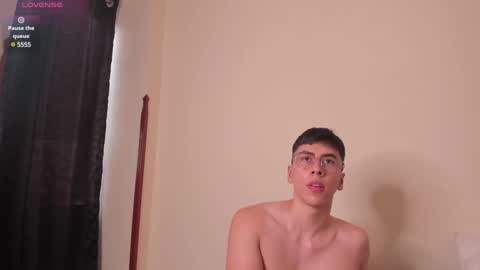 Snapshot of alexx_oconor chatting on 02-20-25, 03:52 Alex Oconnor online show from 02-20-25, 03:52