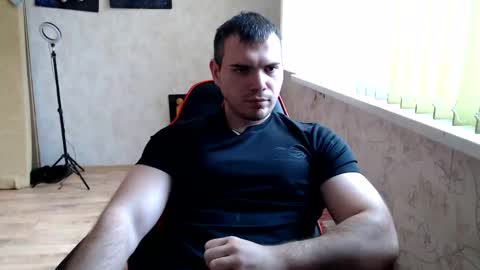Snapshot of alexxgorilla chatting on 02-15-26, 12:58 alexxgorilla online show from 02-15-26, 12:58