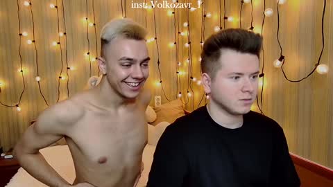 Snapshot of alexxx_d chatting on 12-14-24, 01:49 AlexDimaIgor online show from 12-14-24, 01:49