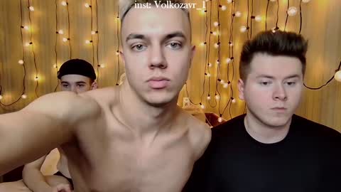 Snapshot of alexxx_d chatting on 12-14-24, 06:30 AlexDimaIgor online show from 12-14-24, 06:30