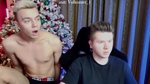 Snapshot of alexxx_d chatting on 12-20-24, 06:24 AlexDimaIgor online show from 12-20-24, 06:24