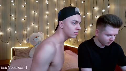 Snapshot of alexxx_d chatting on 01-27-25, 06:52 AlexDimaIgor online show from 01-27-25, 06:52