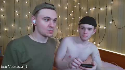 Snapshot of alexxx_d chatting on 02-17-25, 06:04 AlexDimaIgor online show from 02-17-25, 06:04