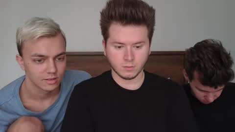 Snapshot of alexxx_d chatting on 09-19-25, 01:56 AlexDimaIgor online show from 09-19-25, 01:56