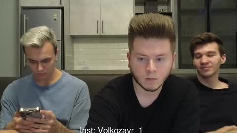 Snapshot of alexxx_d chatting on 10-04-25, 07:56 AlexDimaIgor online show from 10-04-25, 07:56