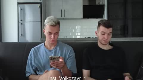 Snapshot of alexxx_d chatting on 10-14-25, 01:34 AlexDimaIgor online show from 10-14-25, 01:34