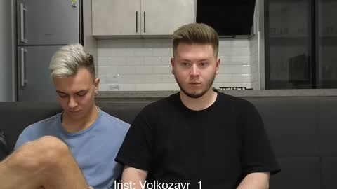 Snapshot of alexxx_d chatting on 10-17-25, 07:38 AlexDimaIgor online show from 10-17-25, 07:38