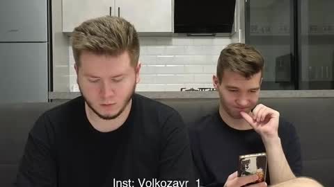 Snapshot of alexxx_d chatting on 10-31-25, 08:10 AlexDimaIgor online show from 10-31-25, 08:10