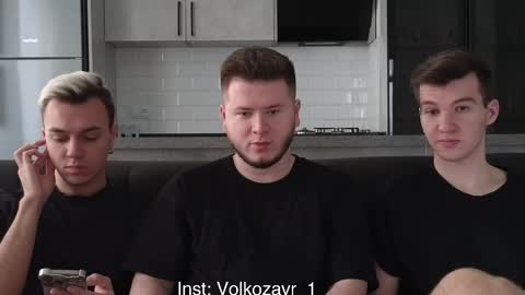 Snapshot of alexxx_d chatting on 11-10-25, 01:21 AlexDimaIgor online show from 11-10-25, 01:21